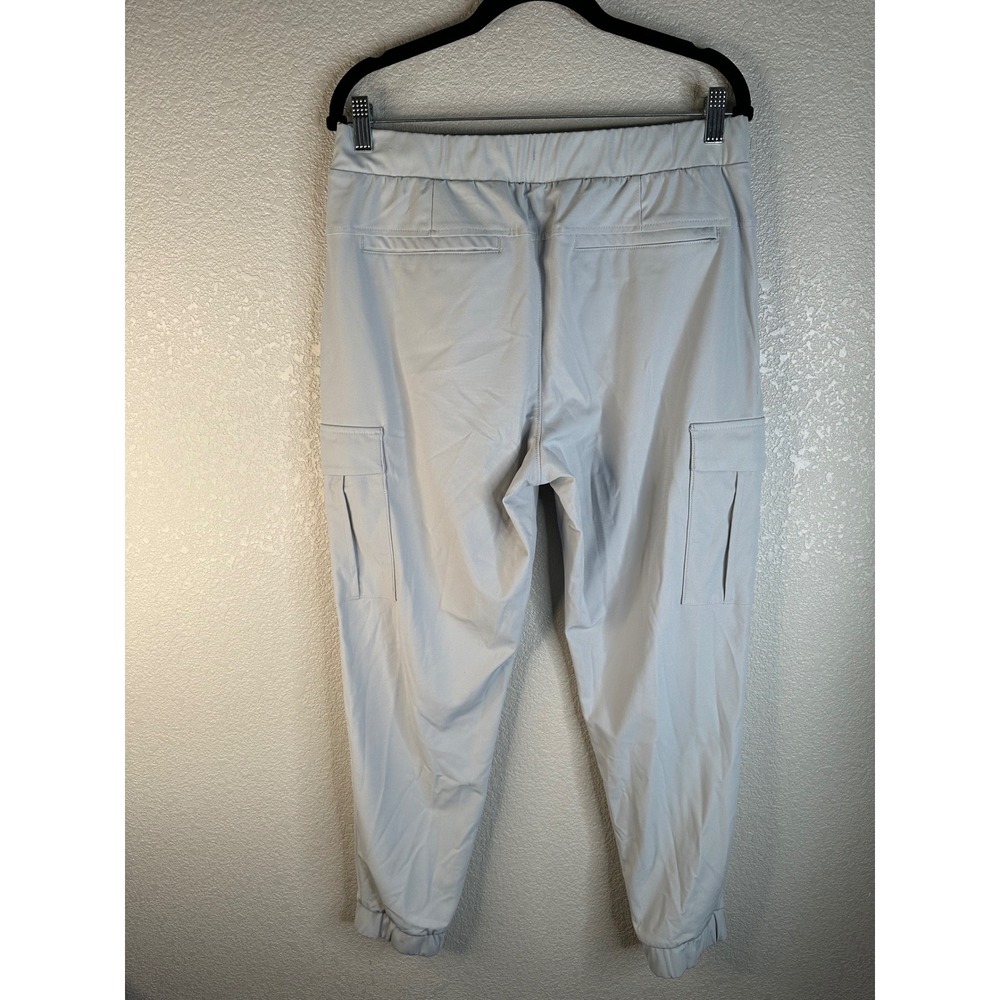 Old Navy Women's Light Gray Active Hybrid Cargo Jogger Pants Size Medium - Picture 7 of 9